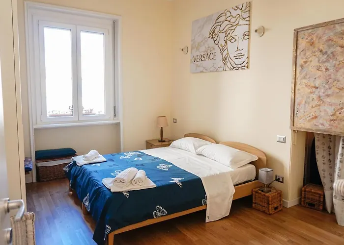 Easy Room Italy Balcony